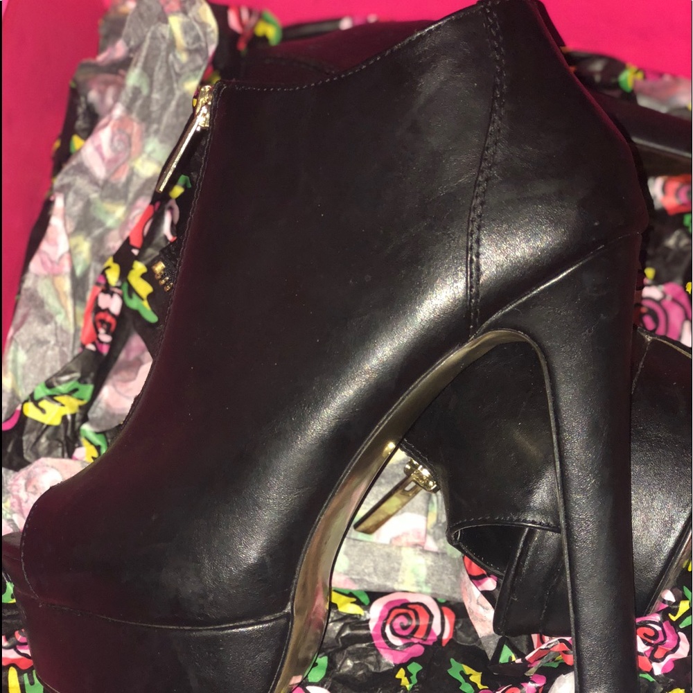 Betsy Johnson Ankle Bootie